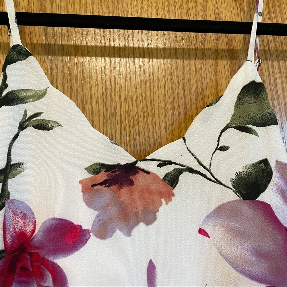 Floral Tank Top - Picture 3 of 4